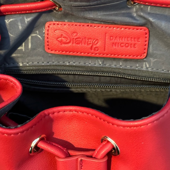 Danielle Nicole Disney Frozen embroidered Anna backpack - Picture 4 of 4